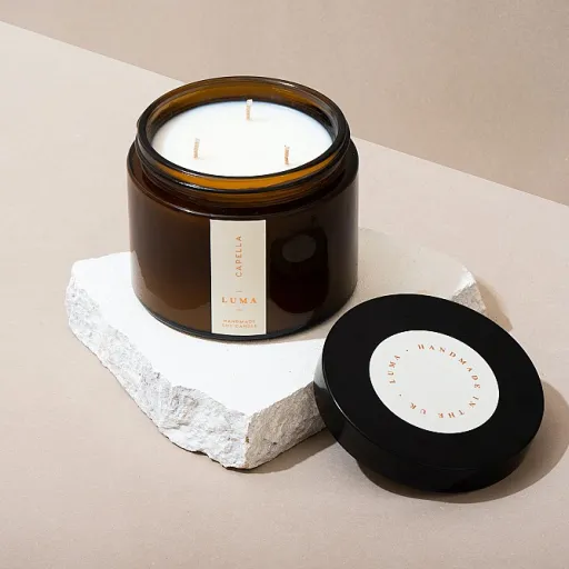 Sublimer son intérieur avec la céramique fleur : l’alliance parfaite entre art et bougie décorative