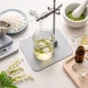 Bougies de printemps : muguet, jasmin, herbe coupee, ce qui sent vraiment la saison sans virer au pot-pourri