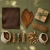 Bougie cadeau Fête des Pères : cuir, tabac, vetiver ou bois bruts, comment offrir sans tomber dans le cliche du parfum d'homme