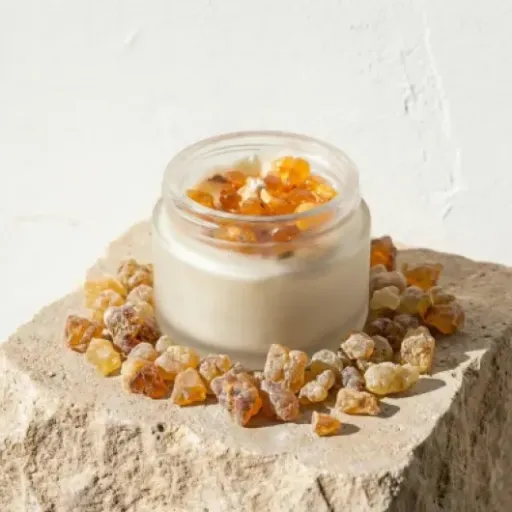 Test Bougie de Prière Louban Pur Premium : une bougie spirituelle qui mise tout sur l’ambiance et le rituel
